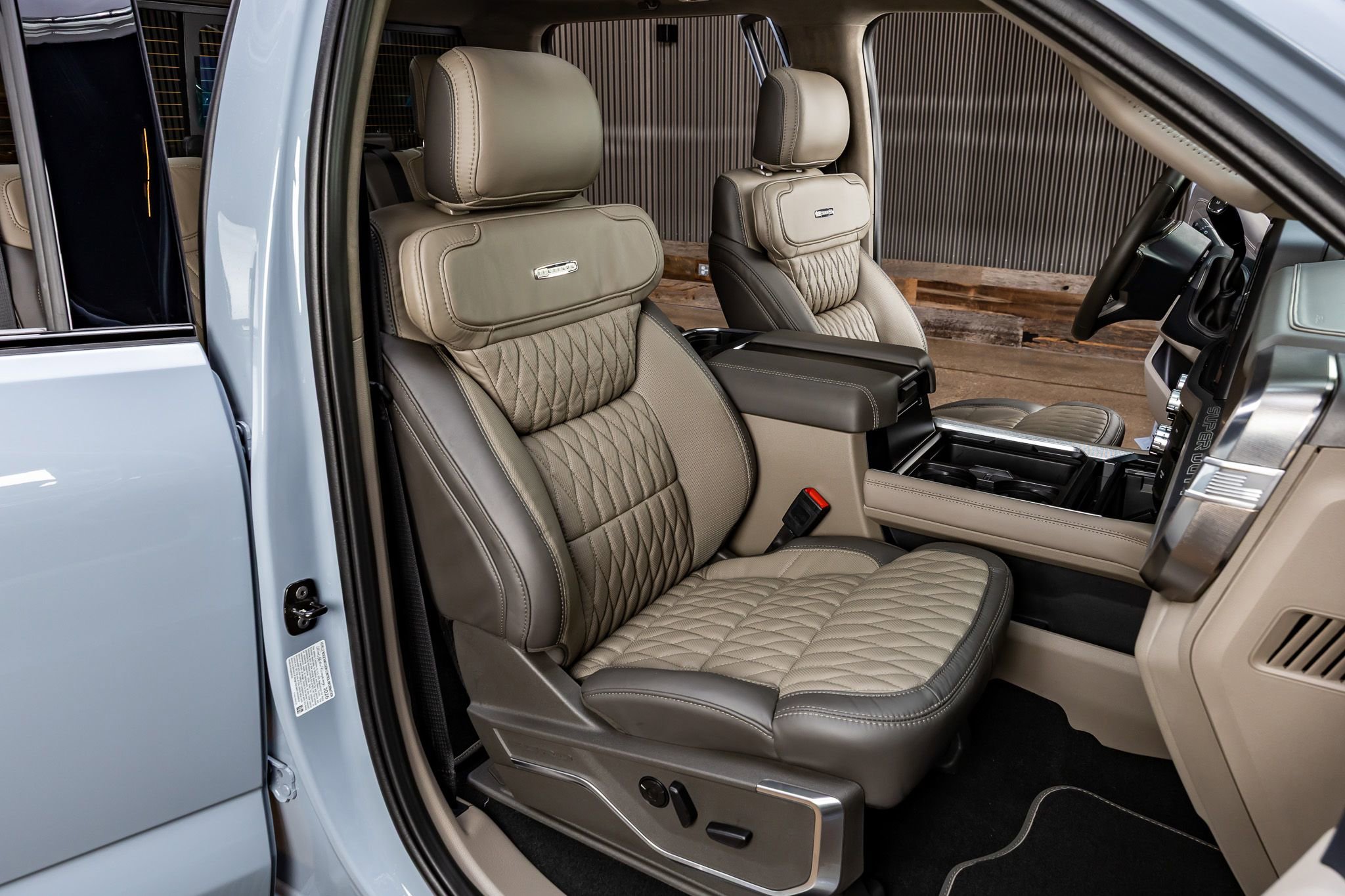 Used 2026 Ford F450 Platinum image 31