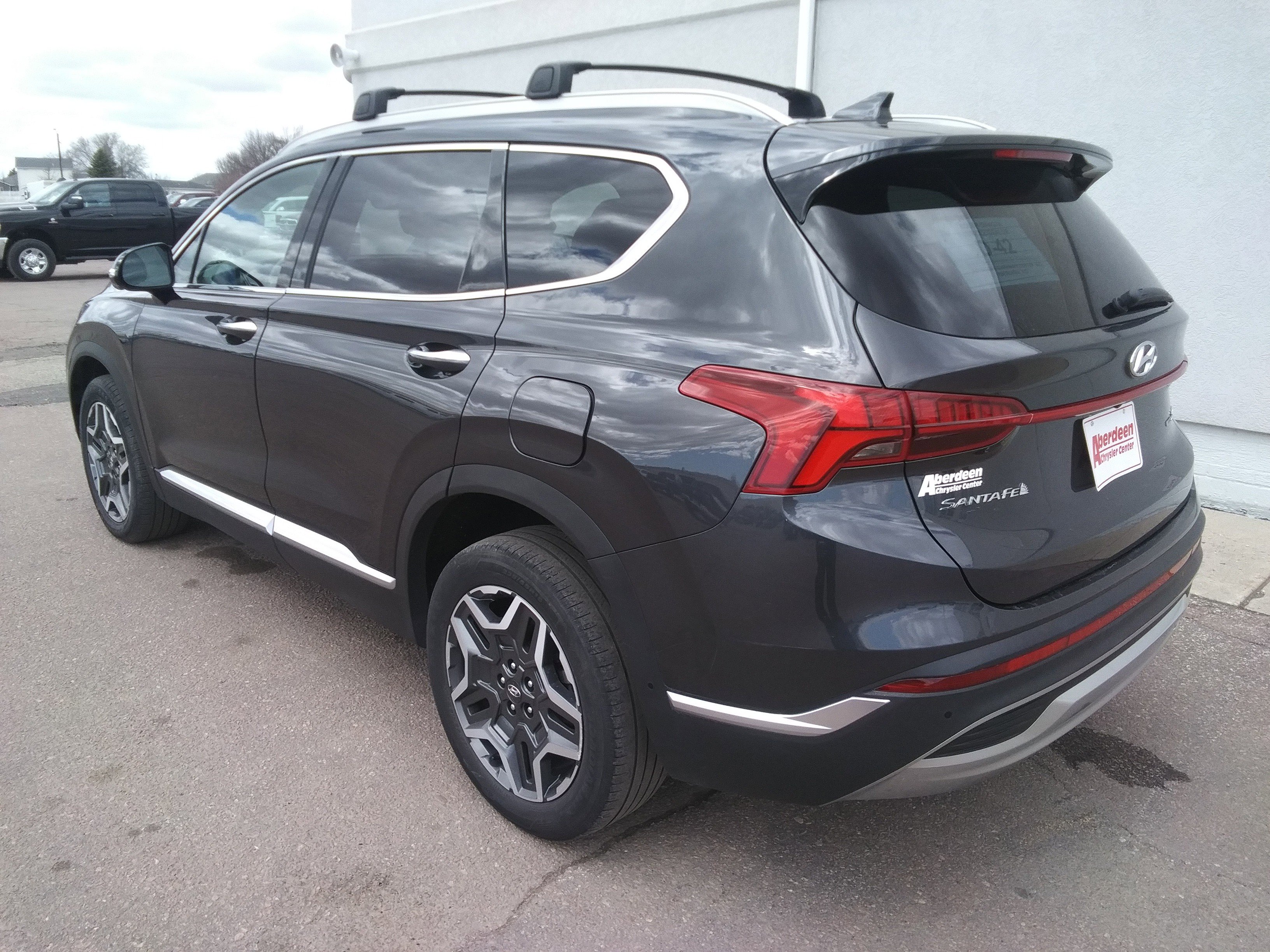 Used 2022 Hyundai Santa Fe Limited AWD/4WD image 7
