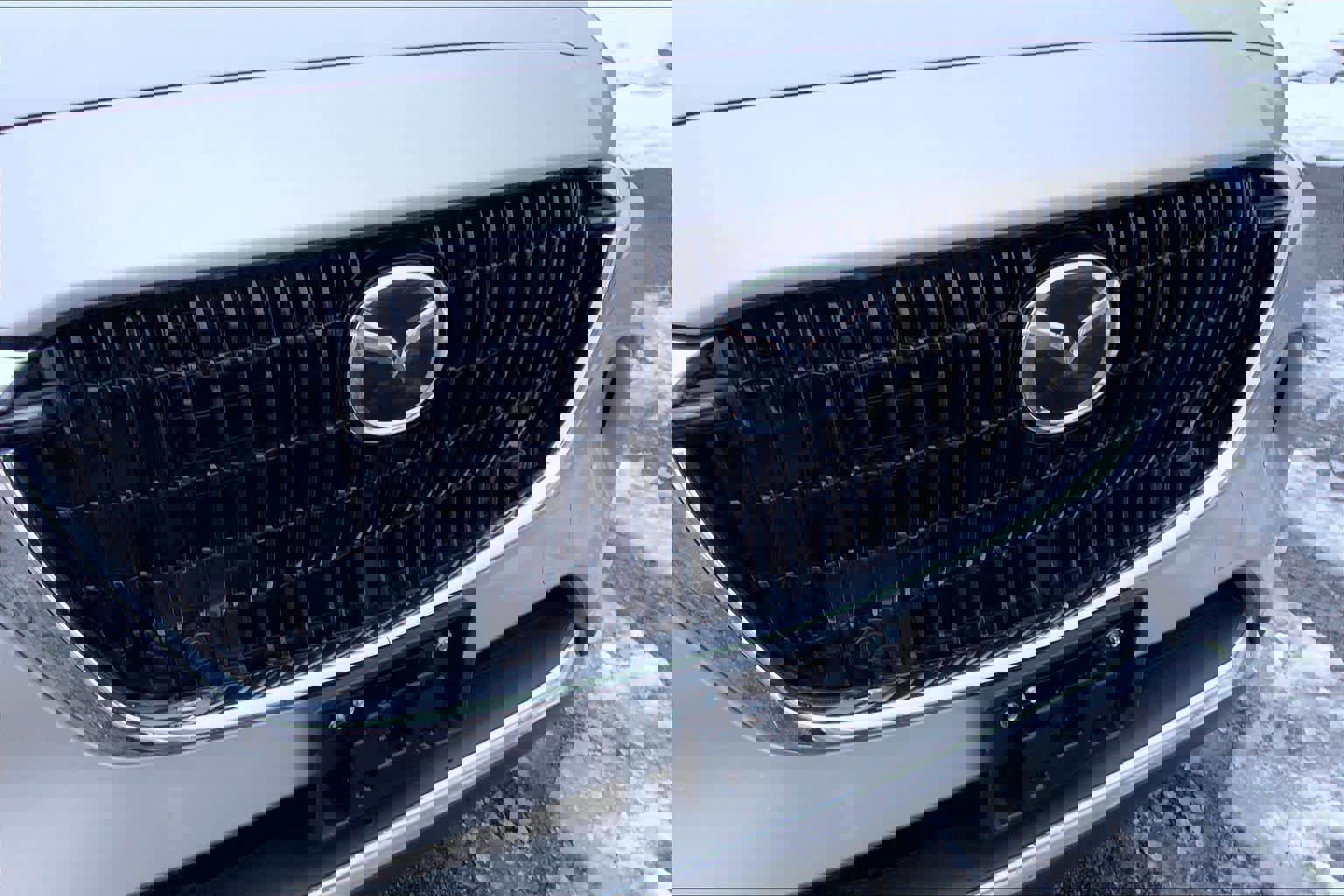 Used 2024 MAZDA CX-90 Plug-In Hybrid w/ Premium Pkg image 31