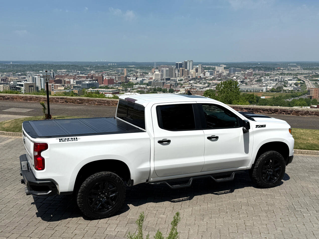 Used 2022 Chevrolet Silverado 1500 LT Trail Boss w/ LT Trail Boss Premium Package image 21