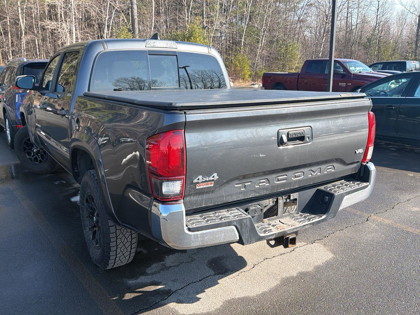 Used 2019 Toyota Tacoma SR5 image 8