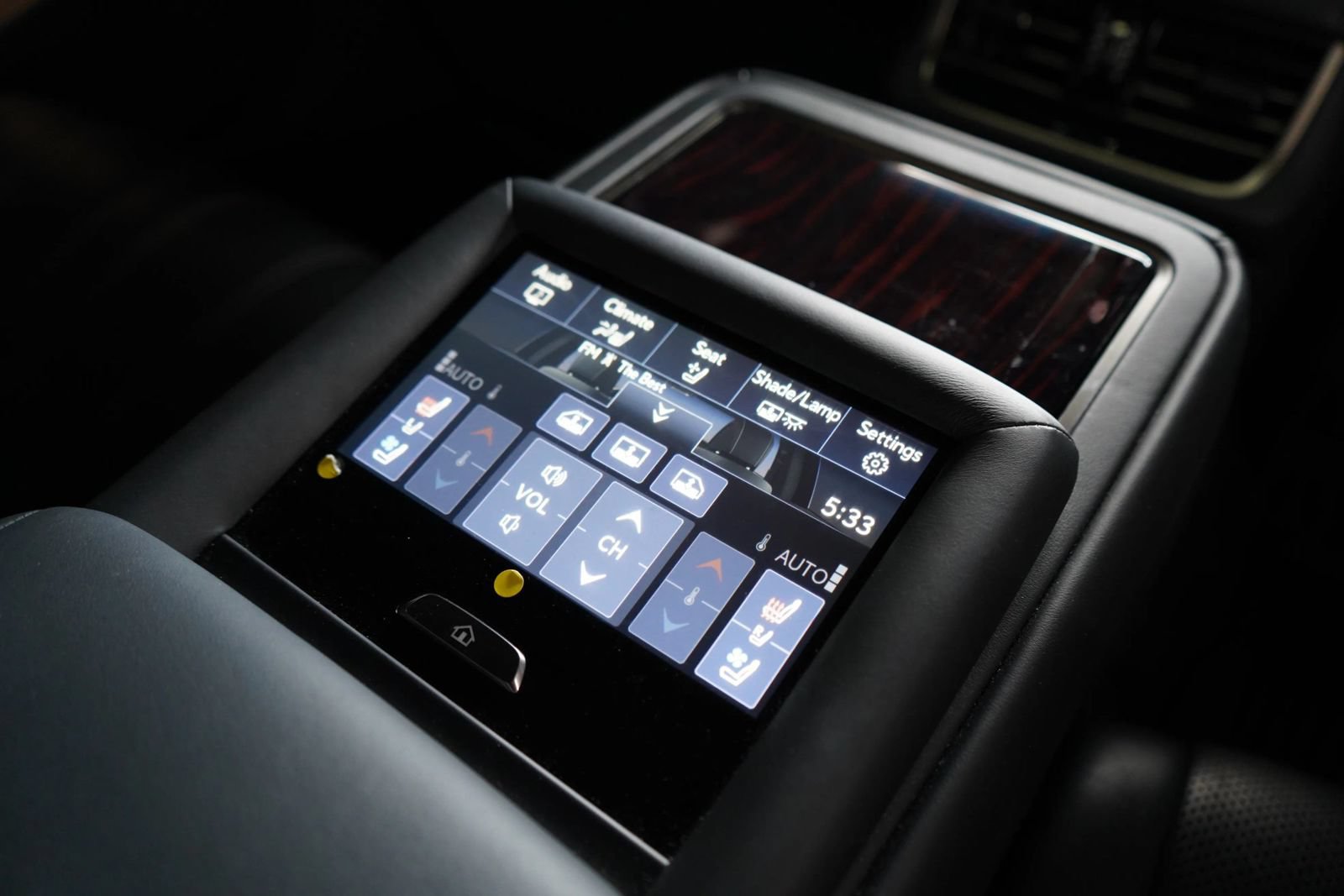 Used 2022 Lexus LS 500 w/ Luxury Package RWD image 21