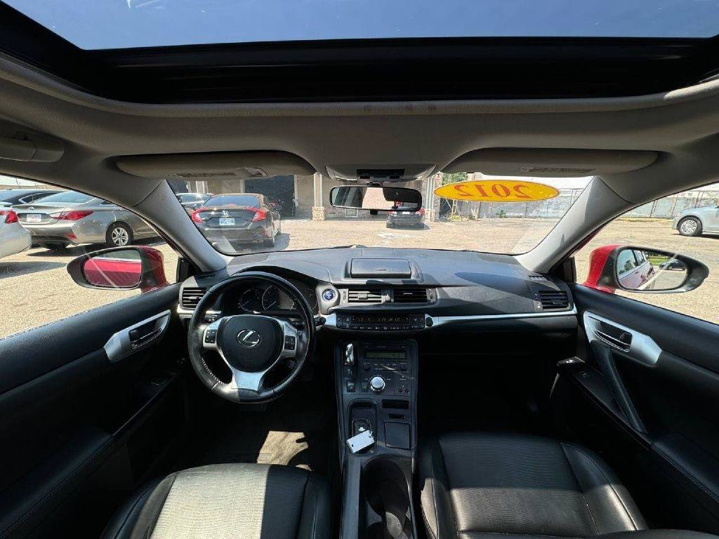 Used 2012 Lexus CT 200h Premium FWD image 12