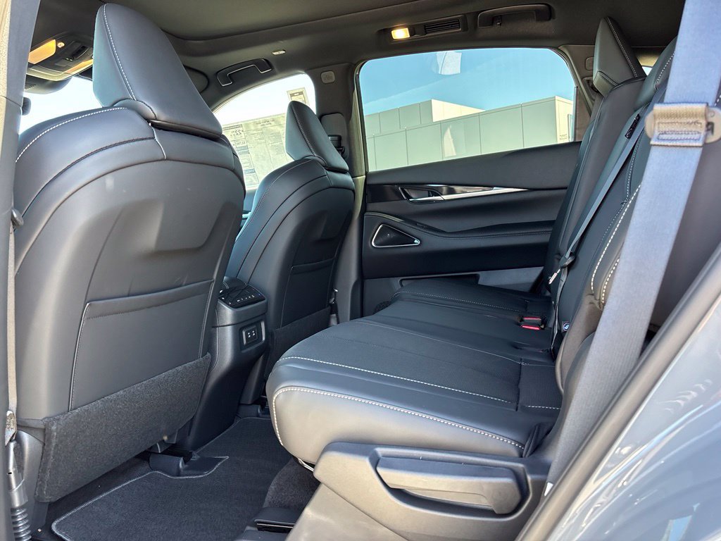 New 2027 INFINITI QX65 Sport AWD/4WD image 10