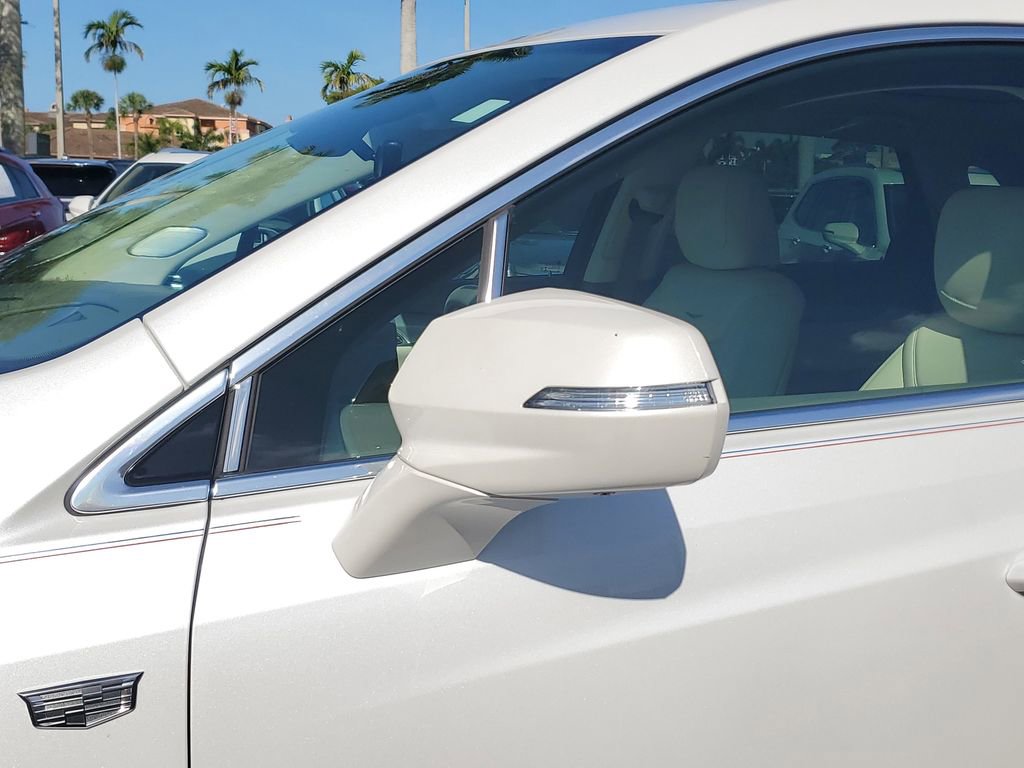 Used 2020 Cadillac XT5 Premium Luxury FWD image 11