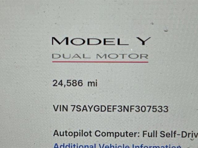 Used 2022 Tesla Model Y Performance image 16
