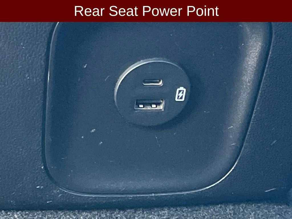 Used 2021 Ford Escape SE image 18