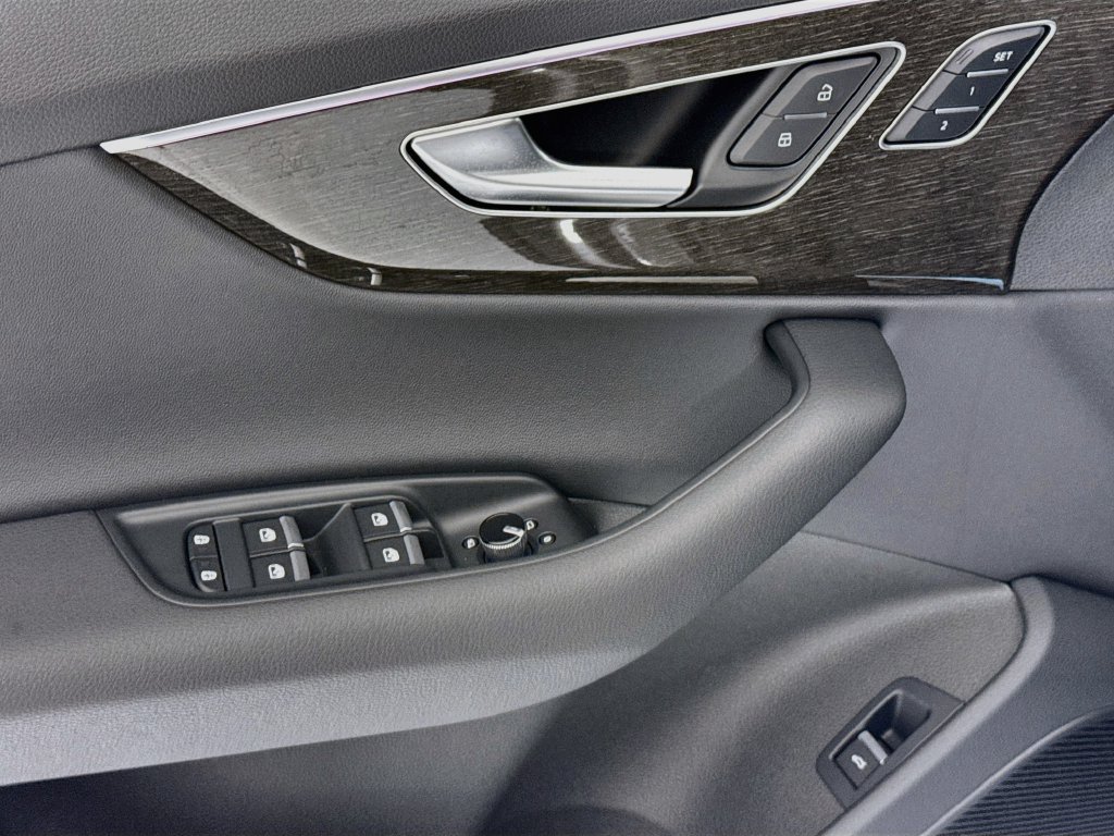 New 2026 Audi Q7 2.0T Premium AWD/4WD image 25