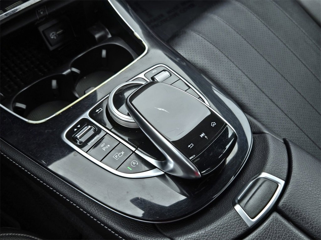 Used 2017 Mercedes-Benz E 300 image 18