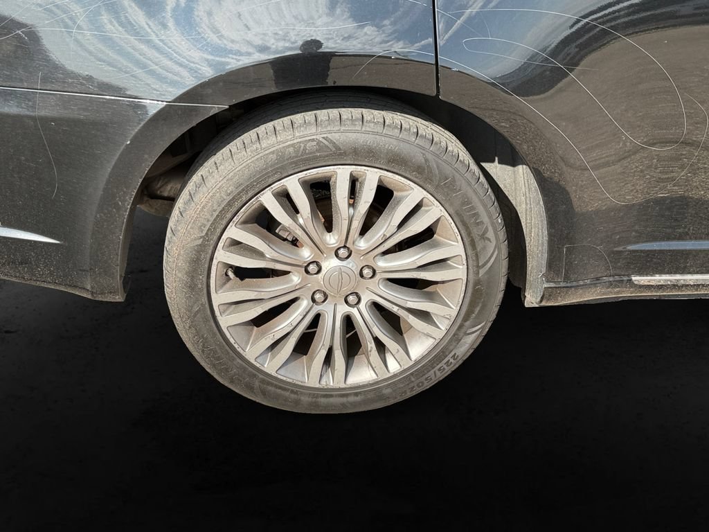 Used 2013 Chrysler 200 Limited w/ Sun/Sound Group FWD image 12