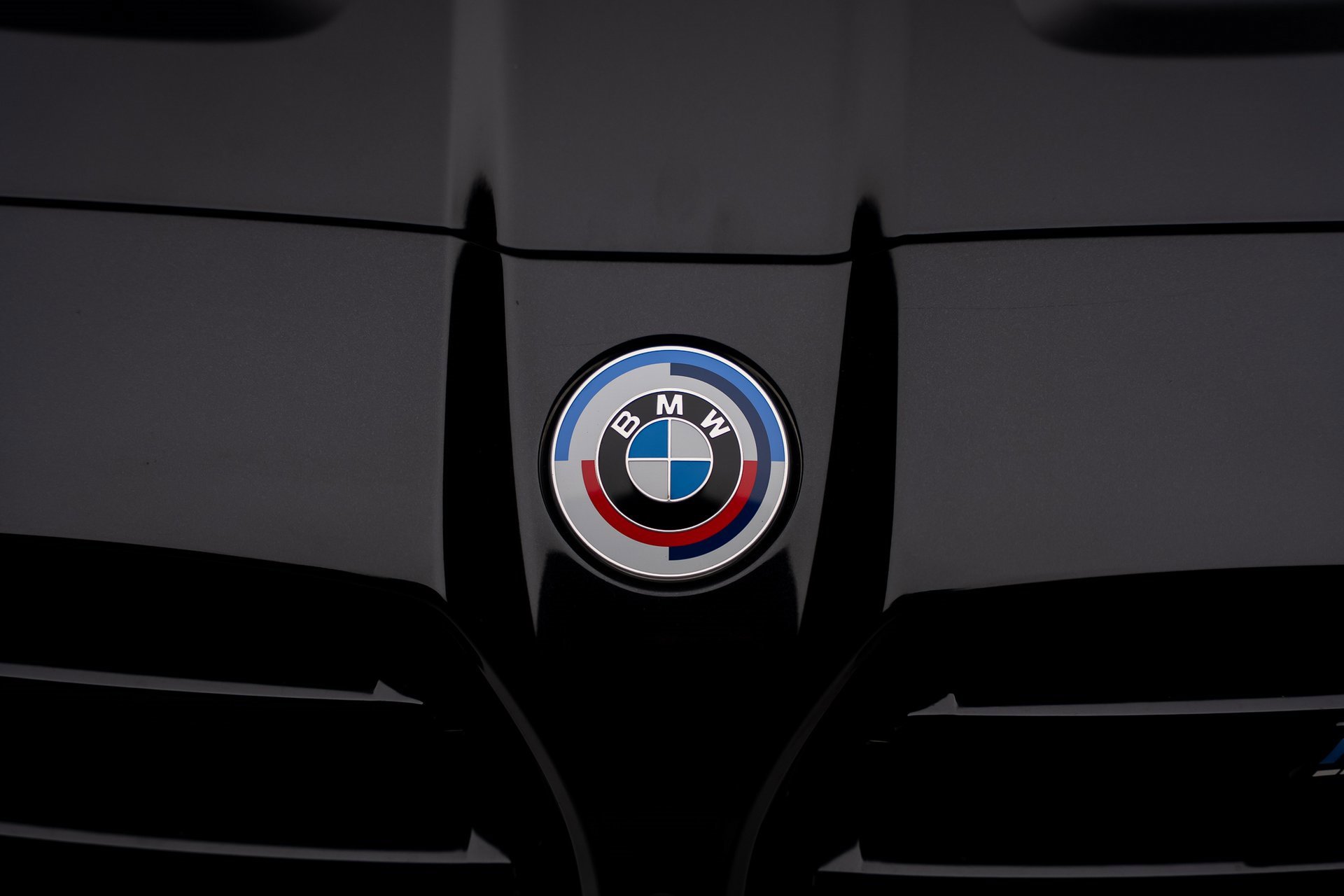 Used 2022 BMW M3 Competition w/ M Carbon Exterior Package image 11