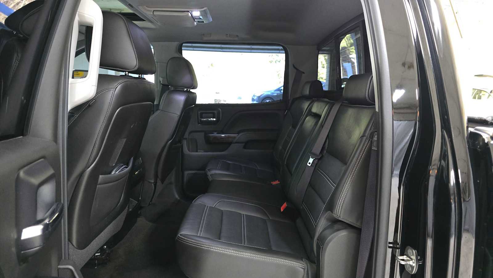 Used 2015 GMC Sierra 3500 Denali w/ Duramax Plus Package image 16