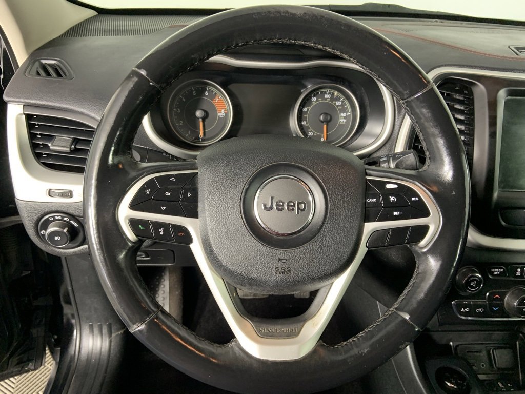 Used 2018 Jeep Cherokee Trailhawk w/ Quick Order Package 27L image 10