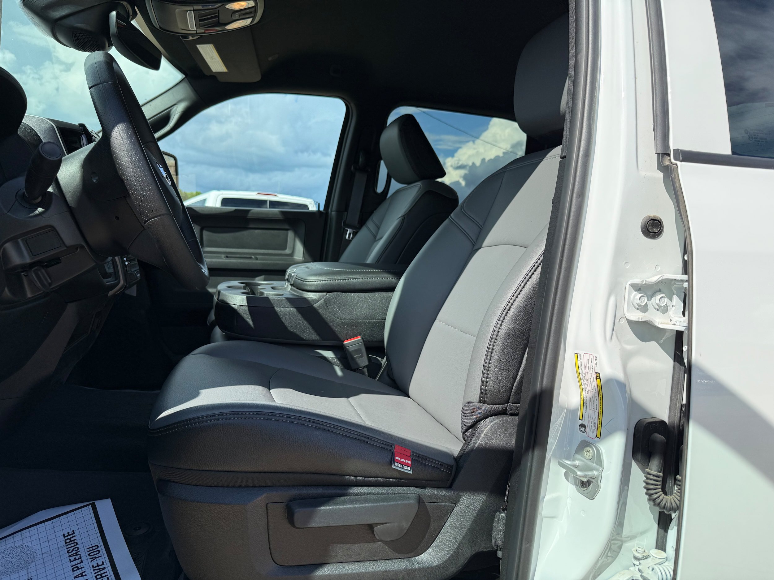 New 2026 RAM 2500 Tradesman AWD/4WD image 8