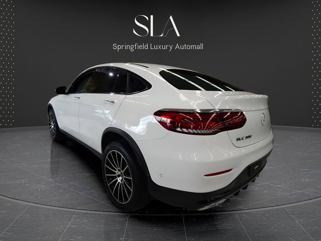 Used 2022 Mercedes-Benz GLC 300 4MATIC Coupe image 7