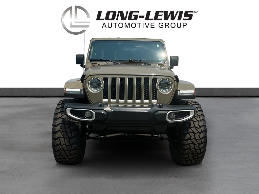 Used 2020 Jeep Gladiator Overland AWD/4WD image 11