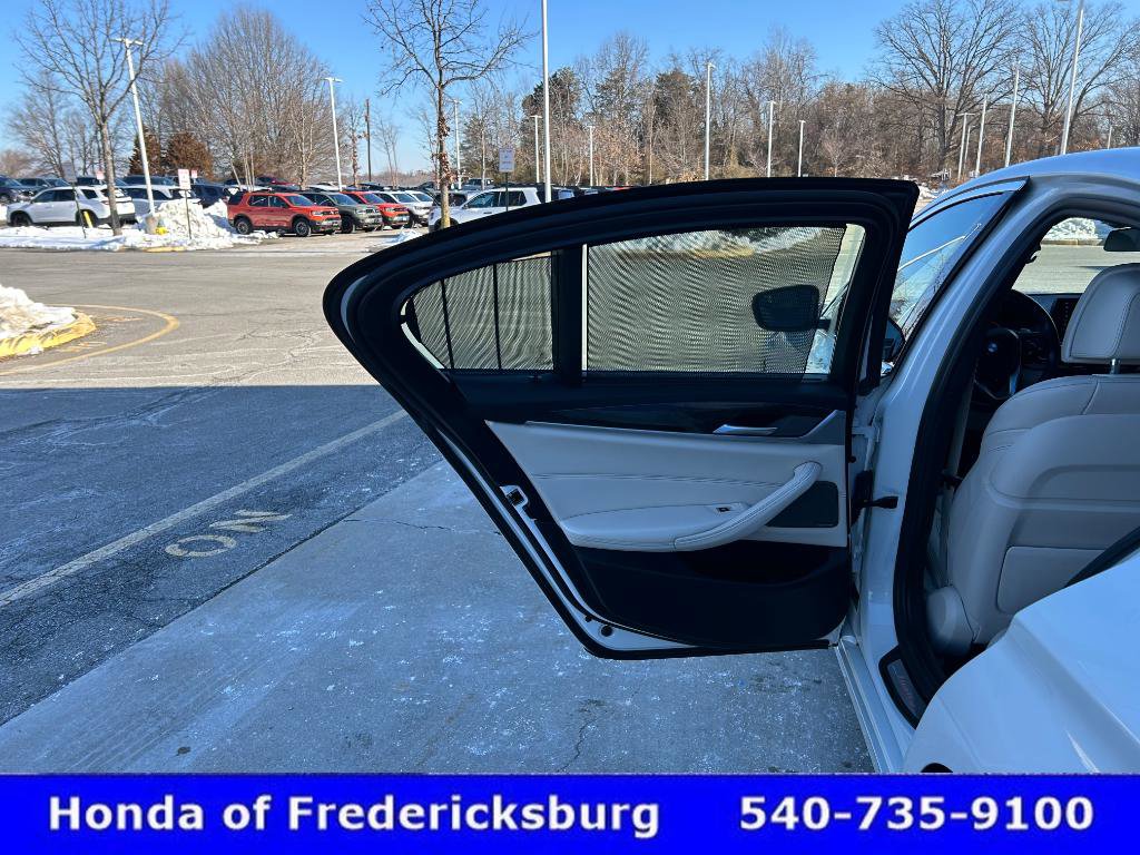 Used 2019 BMW 530i xDrive w/ Executive Package image 16