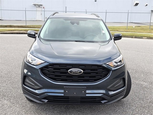 Used 2024 Ford Edge SE w/ Black Appearance Package image 2