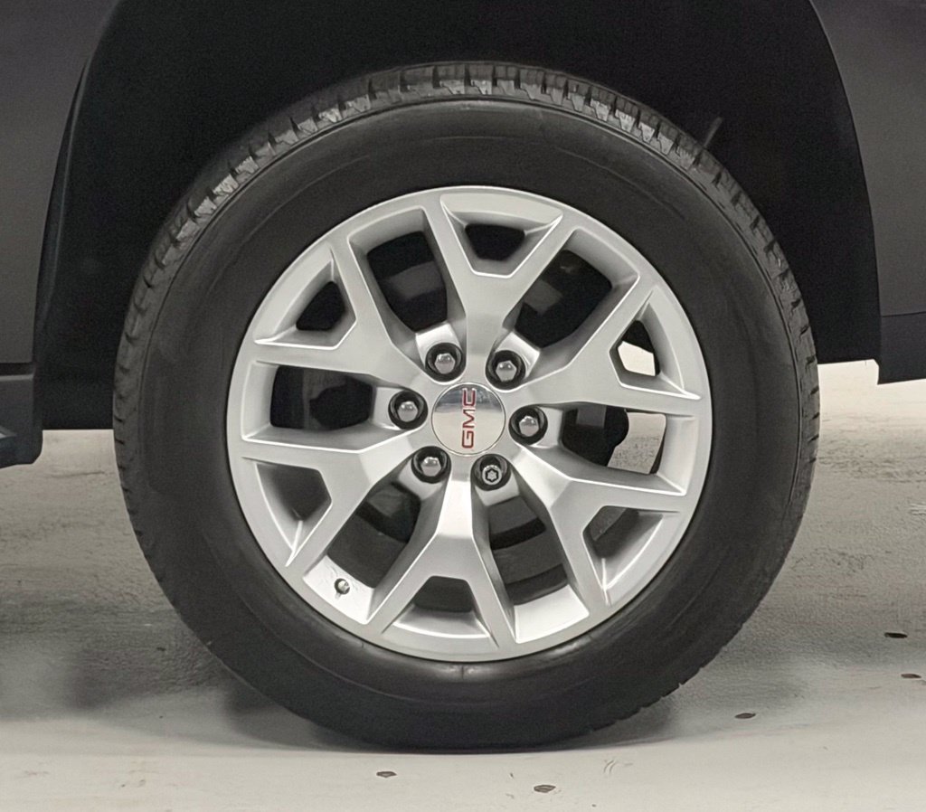 Used 2018 GMC Yukon SLT w/ Open Road Package AWD/4WD image 8