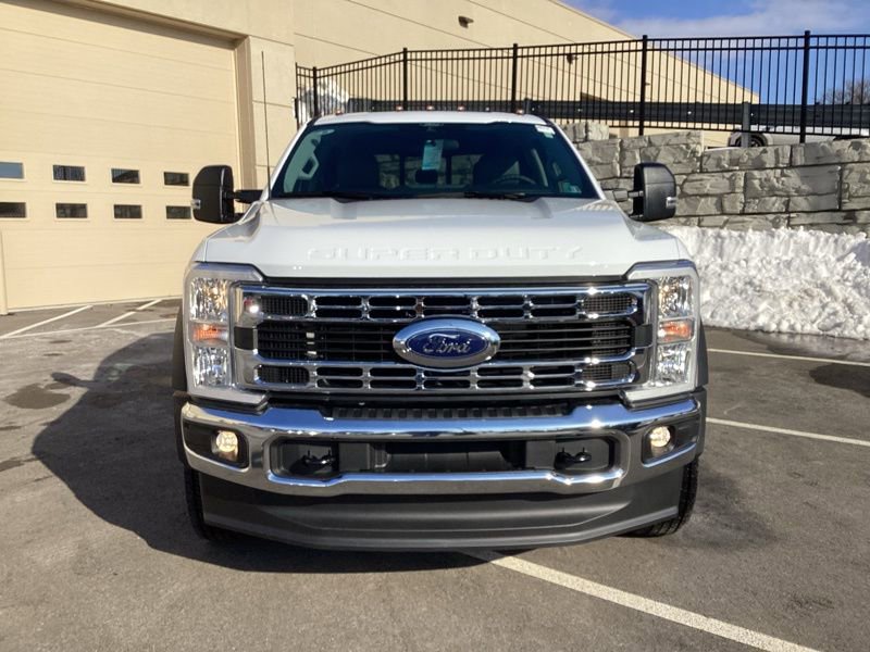 New 2026 Ford F550 4x4 Crew Cab Super Duty image 2
