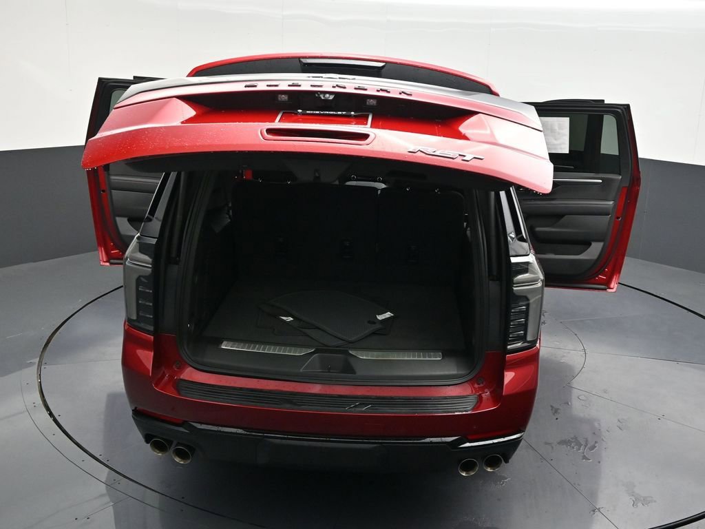 Used 2026 Chevrolet Suburban RST w/ Comfort Package image 37