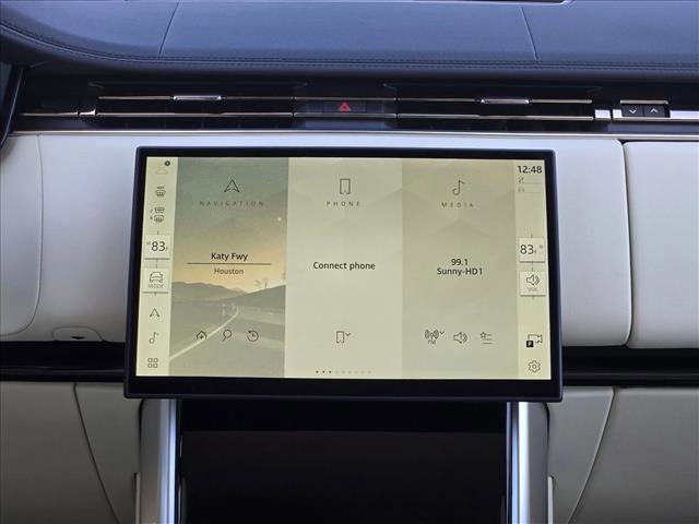 New 2025 Land Rover Range Rover Long Wheelbase SE image 12