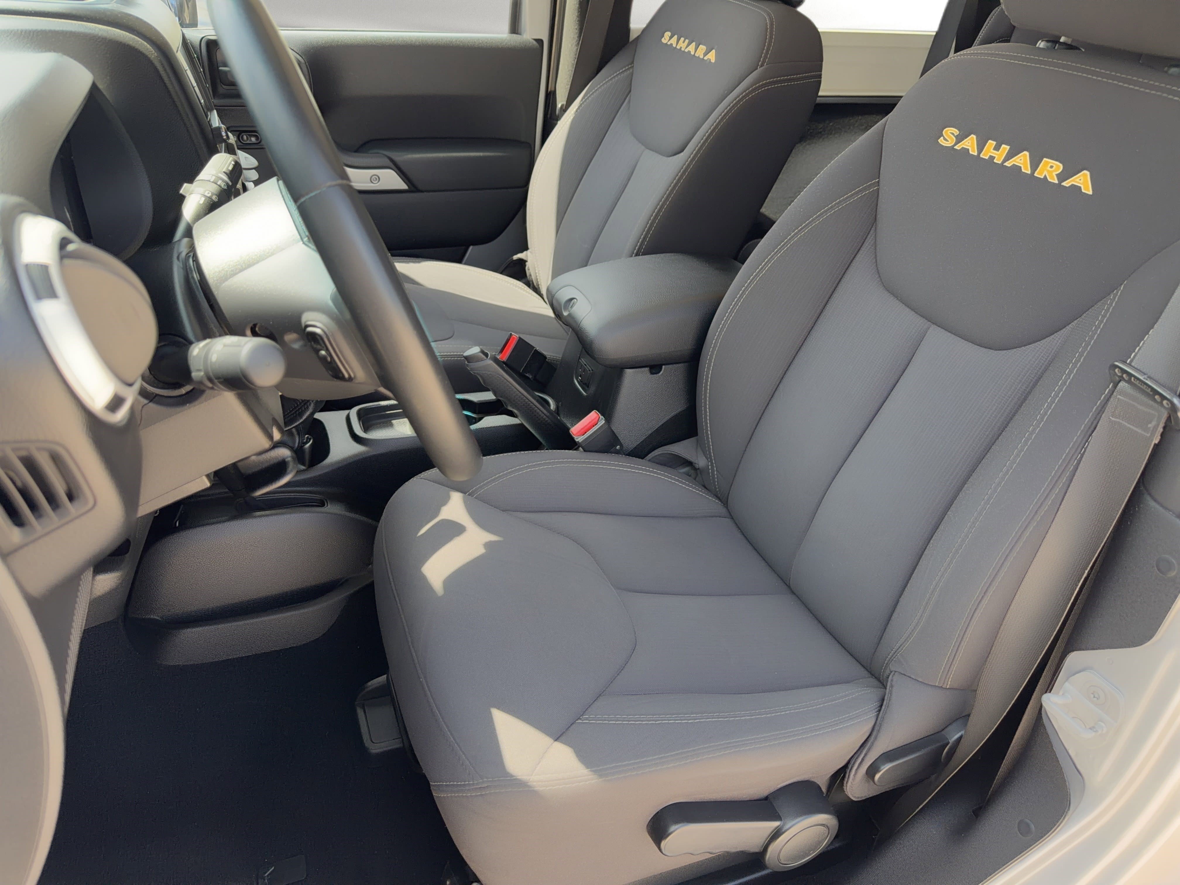 Used 2013 Jeep Wrangler Sahara w/ Connectivity Group image 5