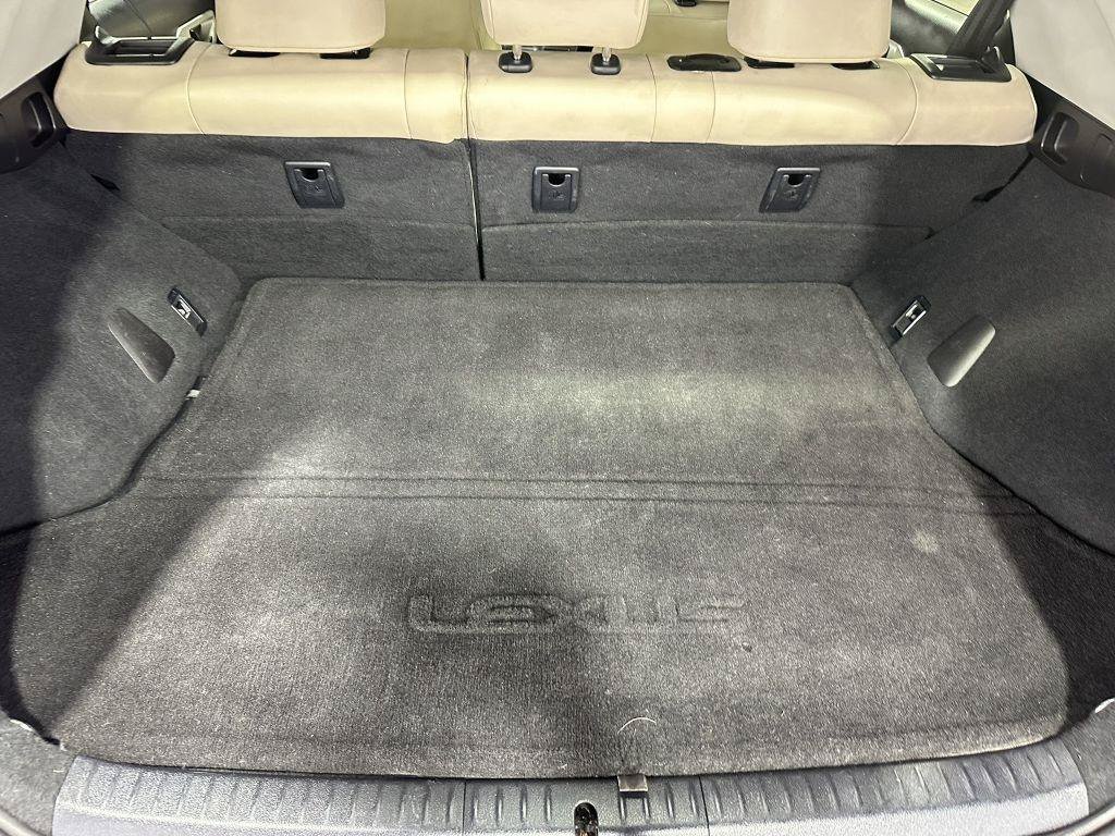 Used 2013 Lexus CT 200h FWD image 31