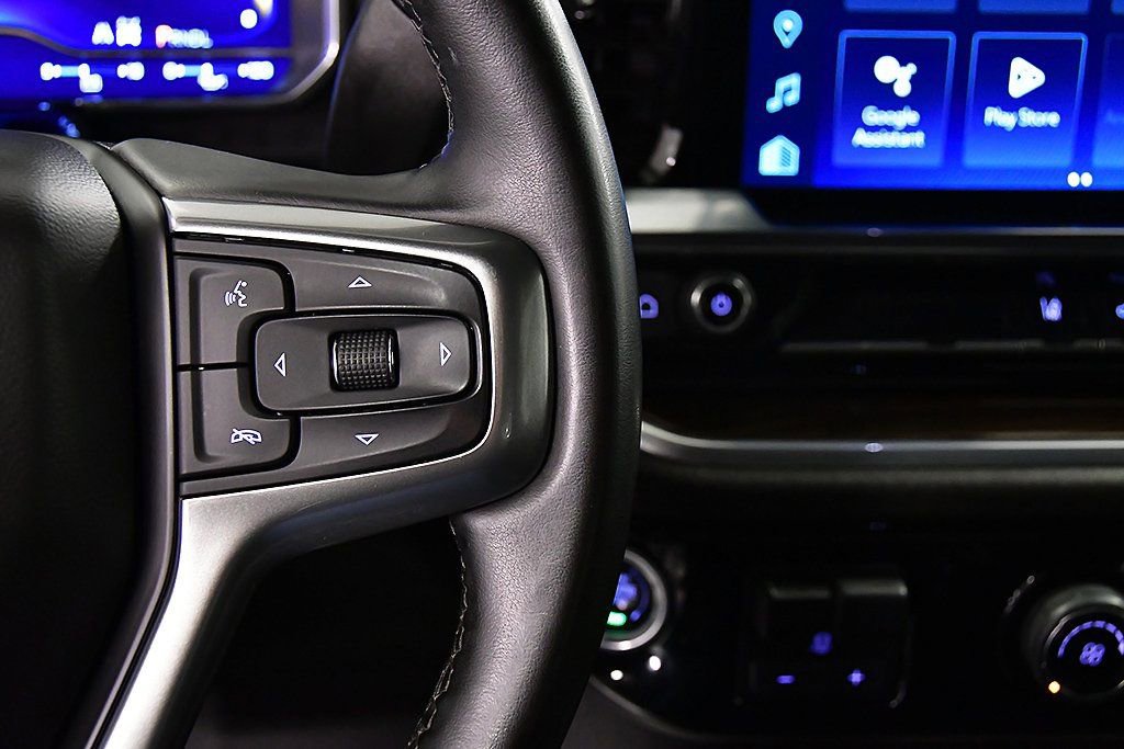 Used 2024 Chevrolet Silverado 2500 LT image 23