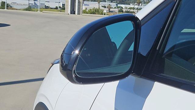 New 2027 Chevrolet Bolt LT w/ Comfort Package FWD image 19