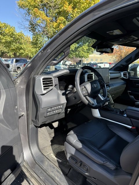 Used 2022 Toyota Tundra Platinum w/ Advanced Package image 11