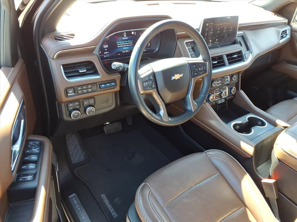 Used 2023 Chevrolet Tahoe High Country AWD/4WD image 15