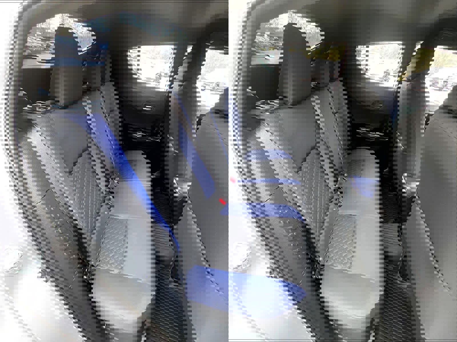 Used 2020 Toyota C-HR XLE FWD image 16