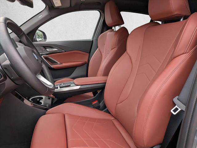 Used 2026 BMW X2 xDrive28i AWD/4WD image 9
