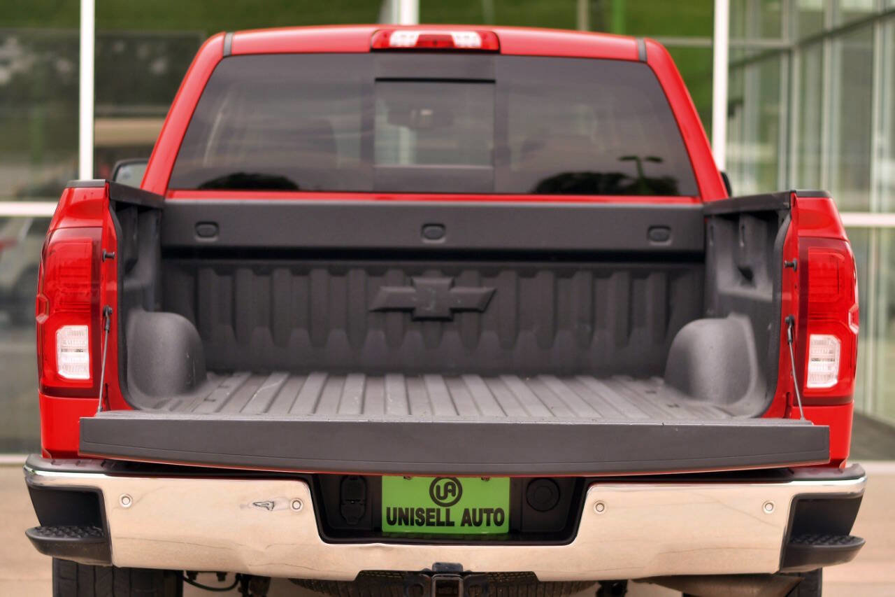 Used 2018 Chevrolet Silverado 1500 LTZ w/ Sport Package image 7