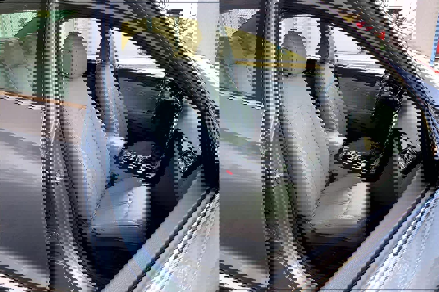 Used 2016 Hyundai Sonata Limited w/ Option Group 05 image 9