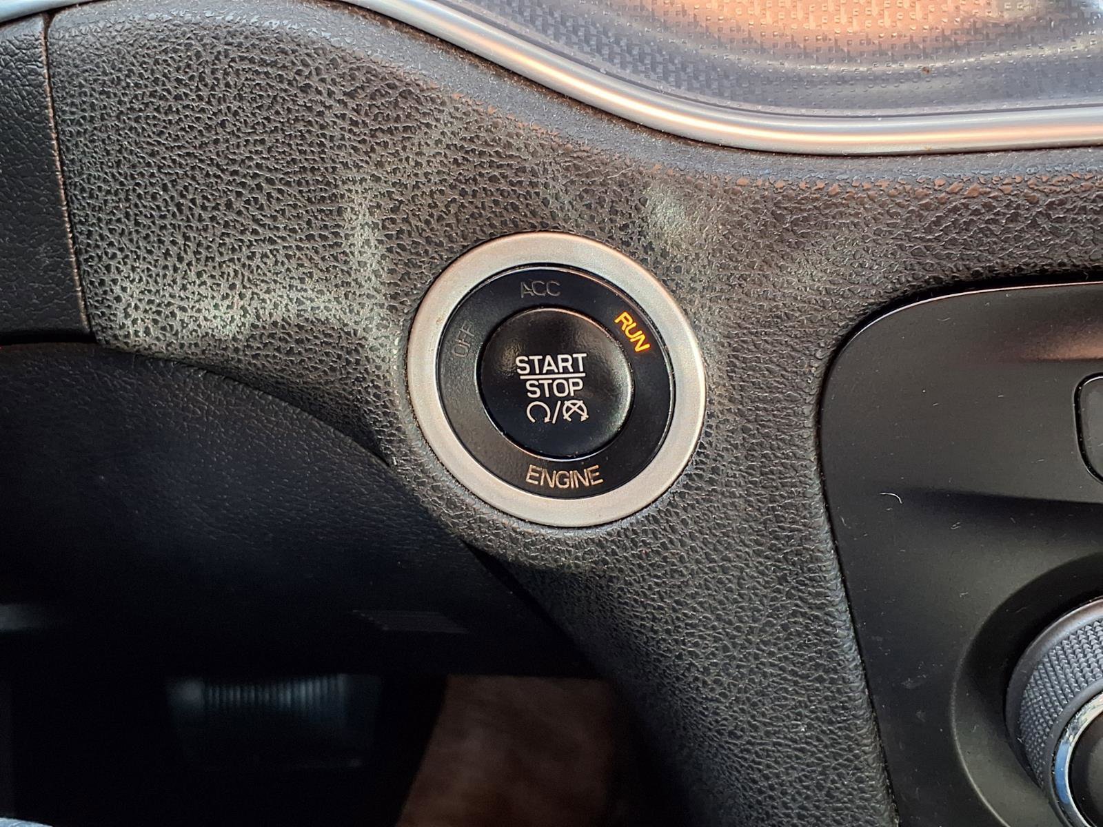 Used 2014 Dodge Charger R/T w/ Blacktop Package image 11