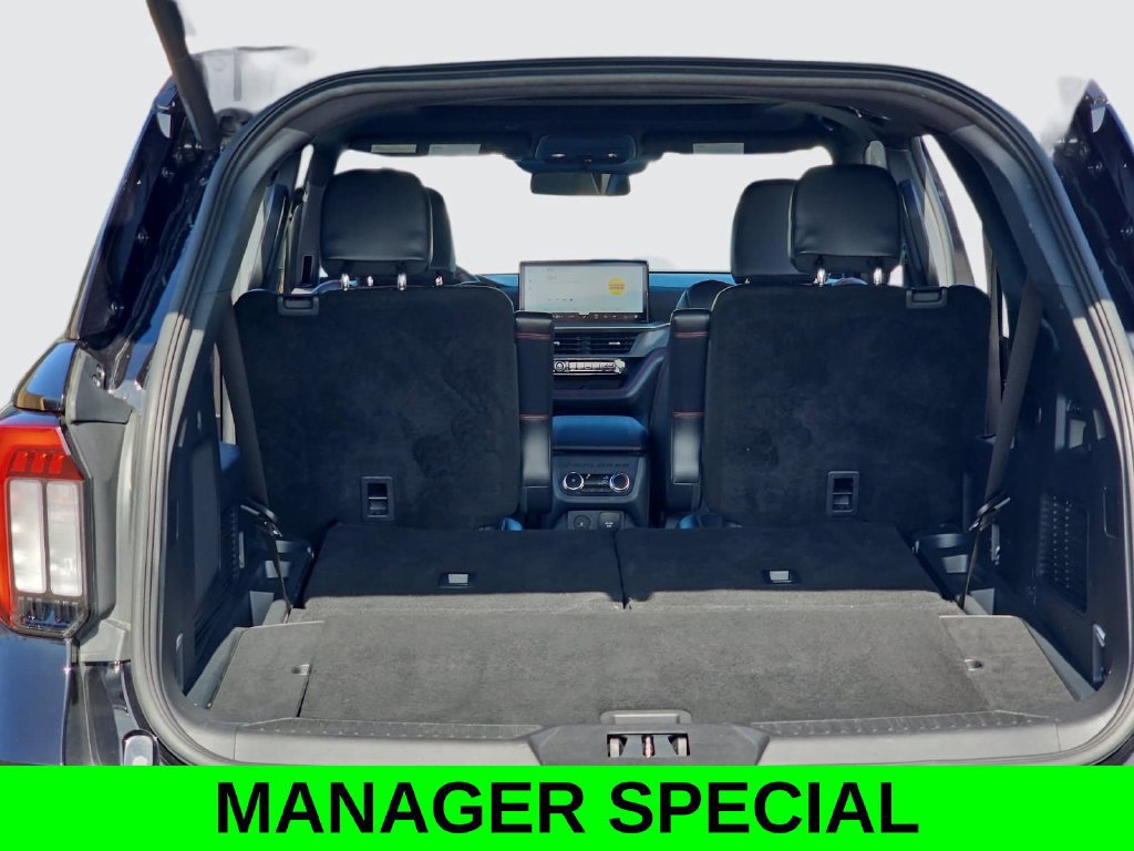 Used 2025 Ford Explorer ST w/ Sun And Sound Package AWD/4WD image 13