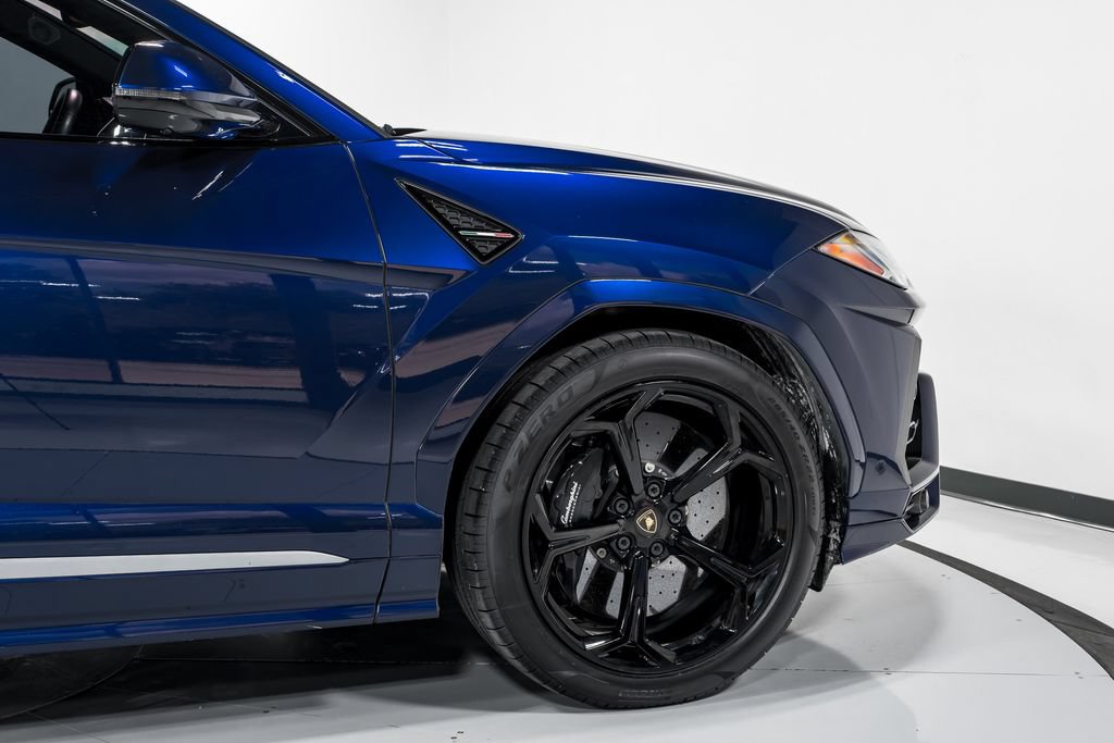 Used 2021 Lamborghini Urus AWD/4WD image 49