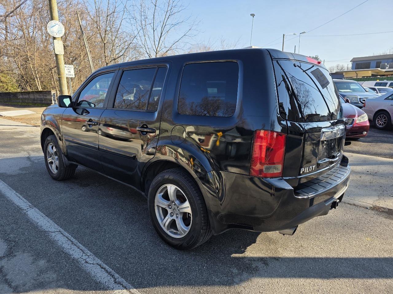Used 2014 Honda Pilot EX image 3