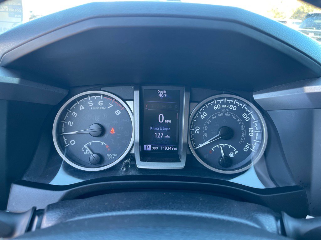 Used 2018 Toyota Tacoma SR5 image 4