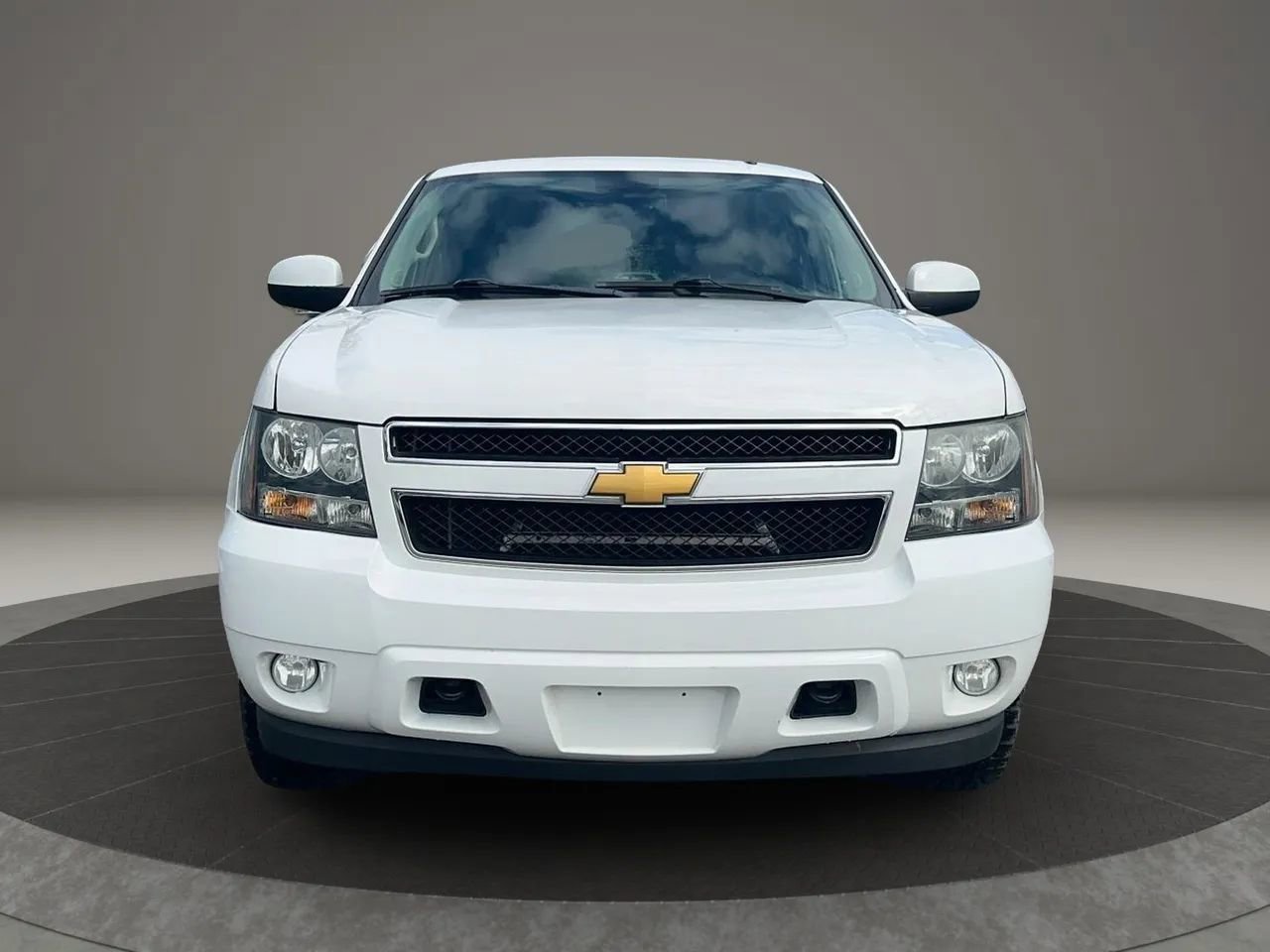 Used 2014 Chevrolet Suburban LT image 7