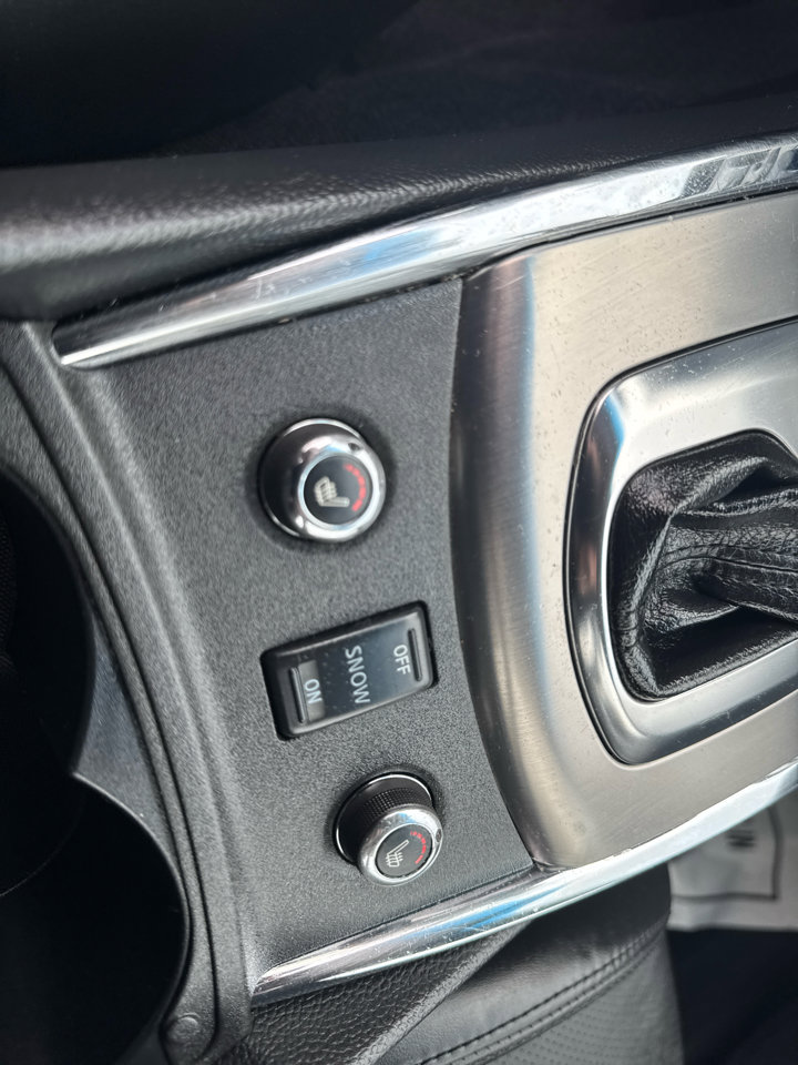 Used 2013 INFINITI G37 x Sedan w/ Premium Pkg image 39