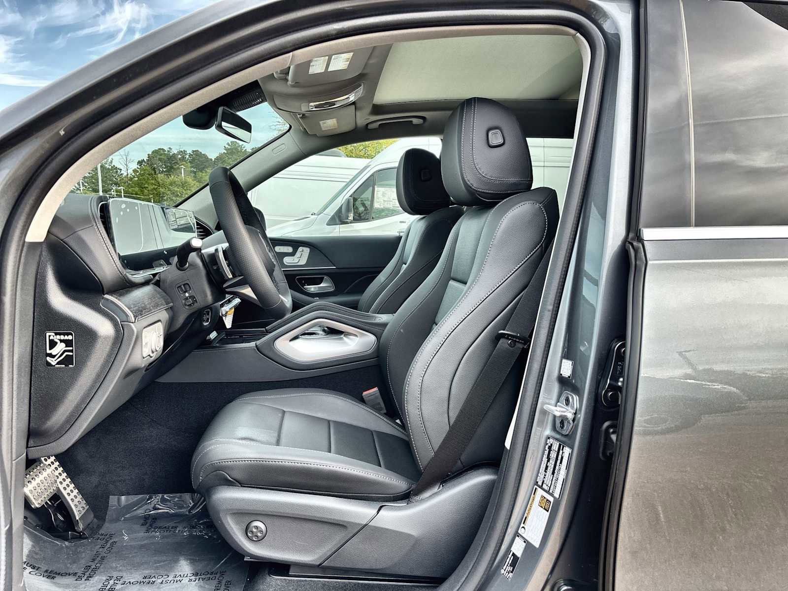New 2026 Mercedes-Benz GLS 450 4MATIC image 3