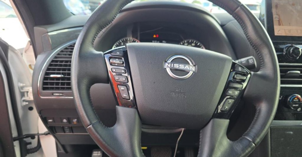 Used 2023 Nissan Armada SL w/ Midnight Edition Package RWD image 3