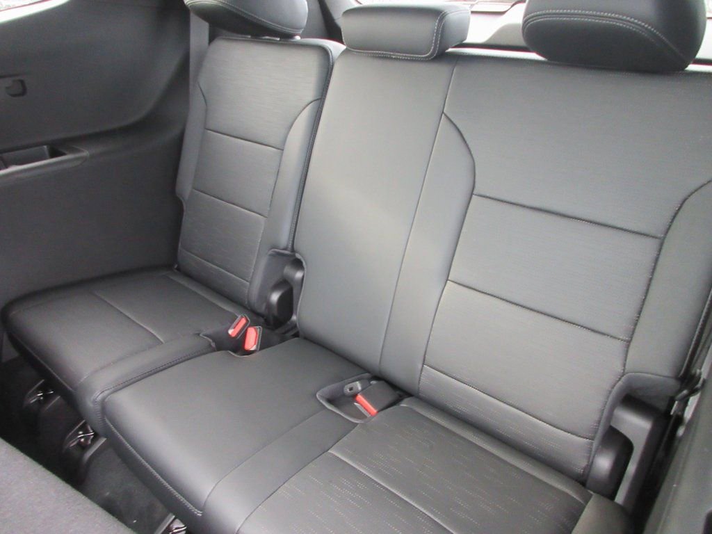 New 2026 Buick Enclave Sport Touring w/ Super Cruise Package image 15