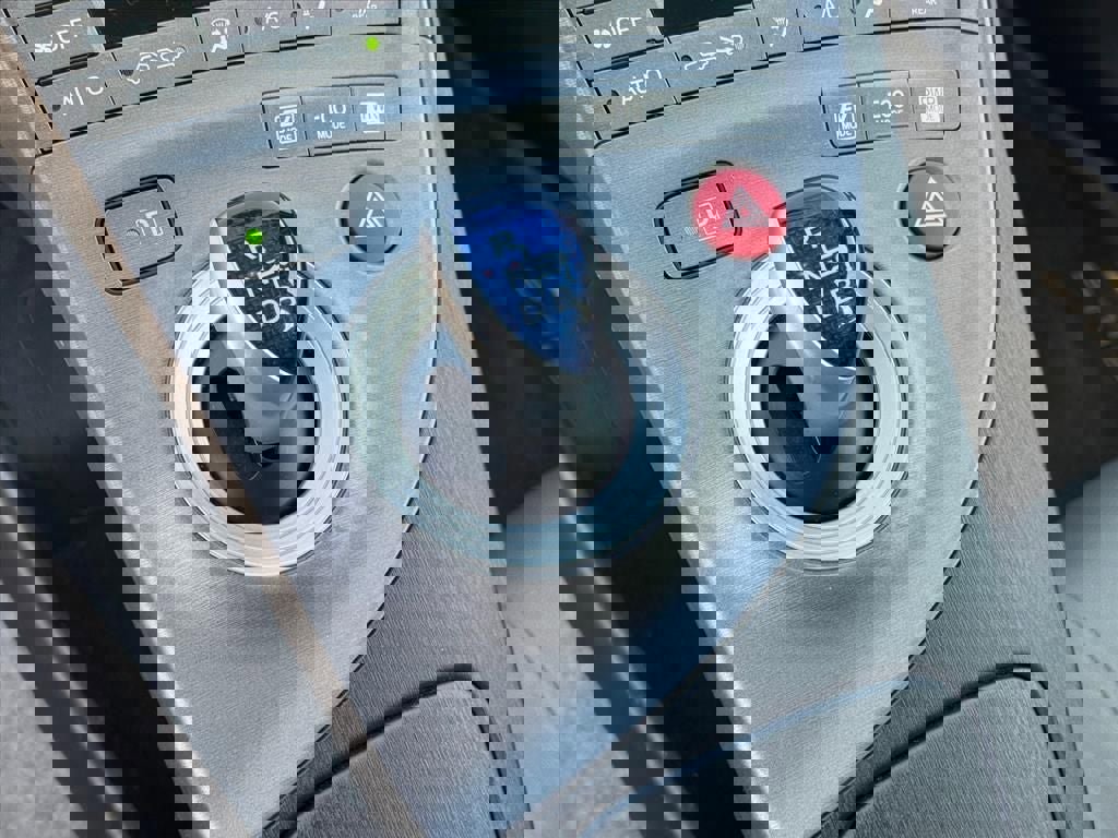 Used 2013 Toyota Prius Two image 22