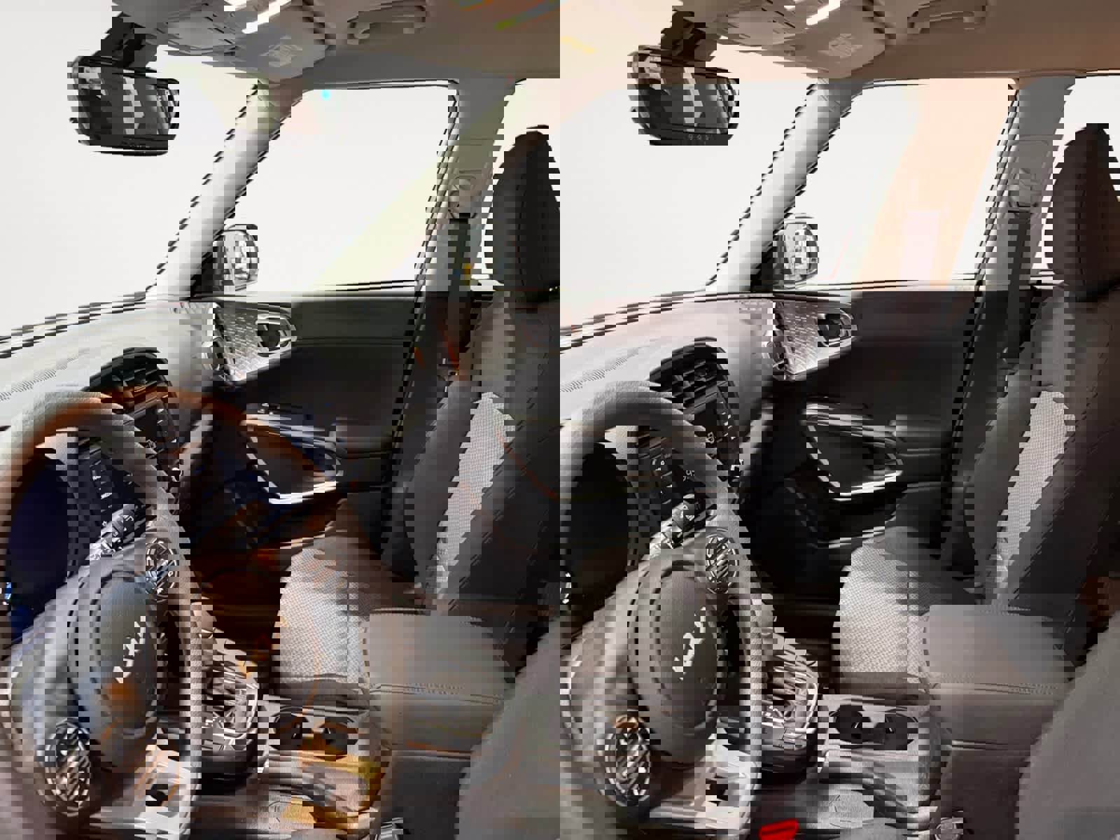 Used 2025 Kia Soul LX w/ LX Technology Package image 10