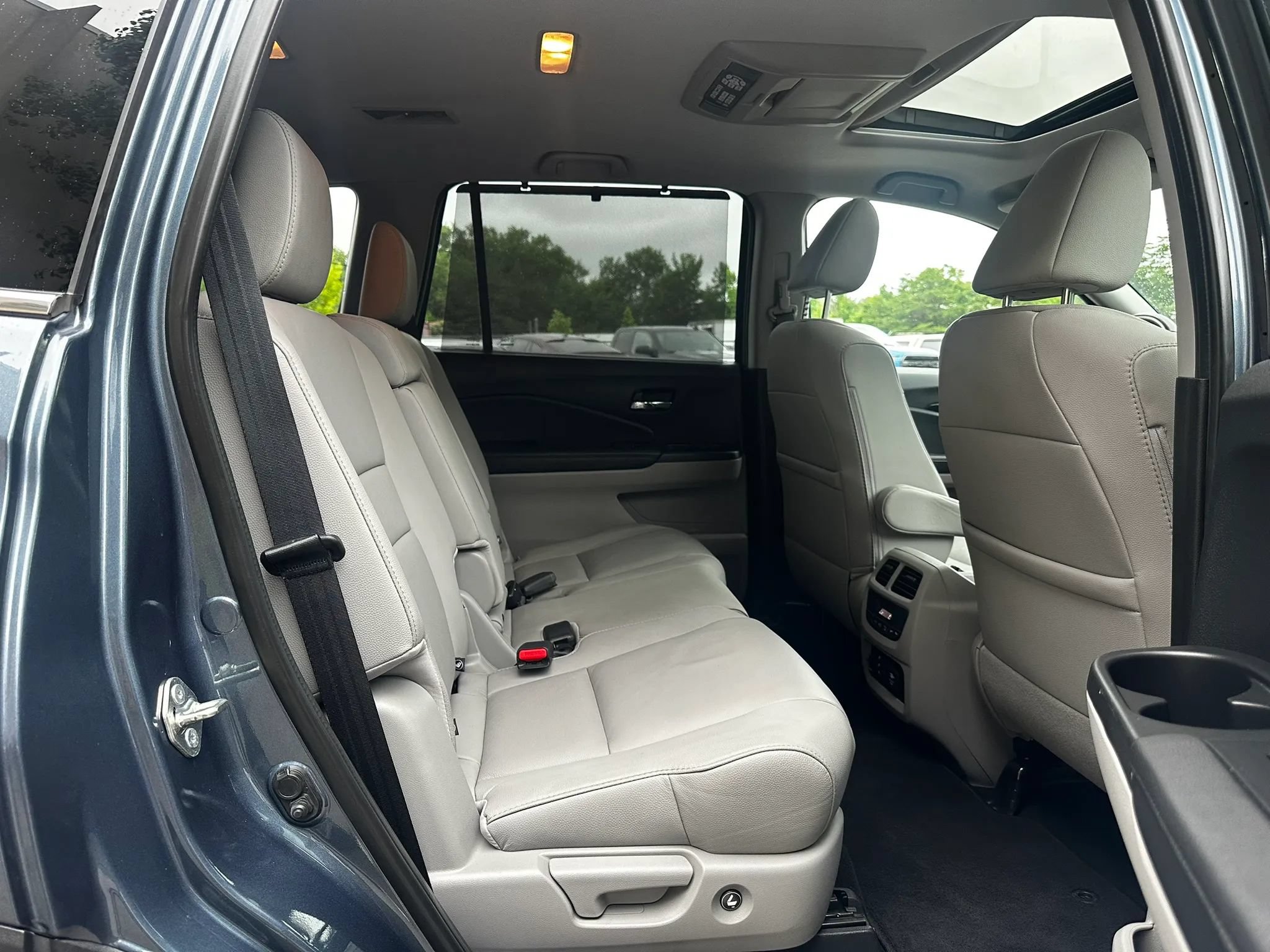 Used 2018 Honda Pilot Touring image 39