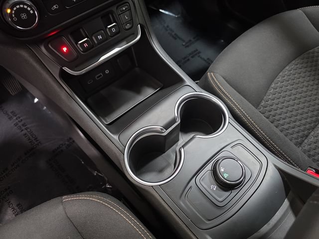 Used 2019 GMC Terrain SLE FWD image 25